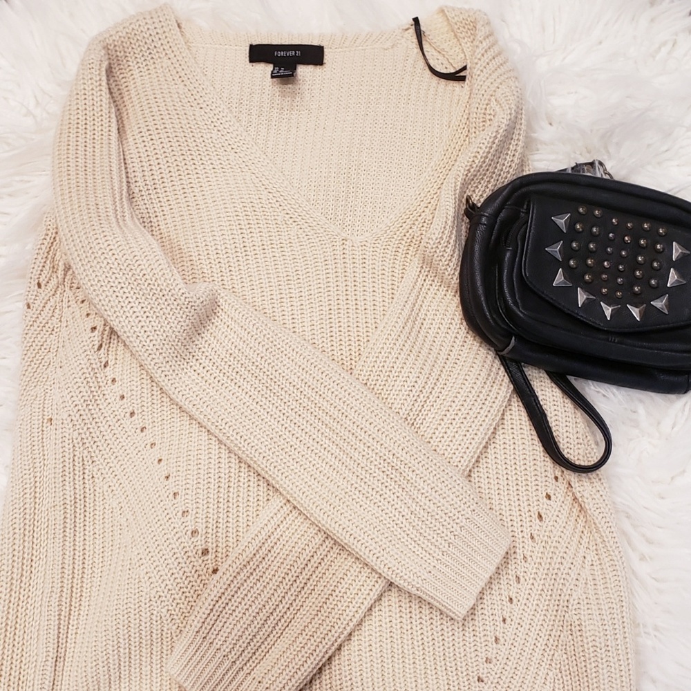 ❤2 for$18❤*Tan forever 21 sweater*
